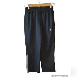 Under Armour Black and Grey Pants Size Youth Medium